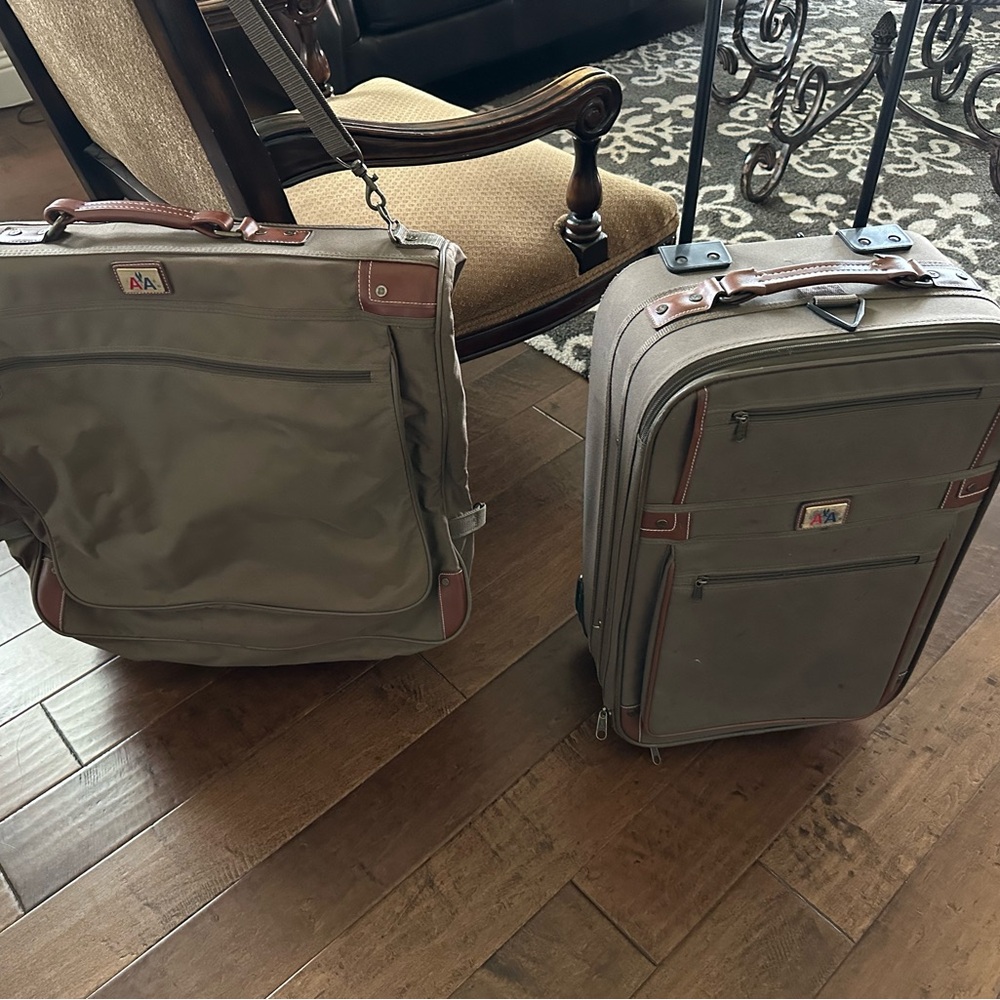 Gray and Brown Travel Bags Set with Durable Fabric